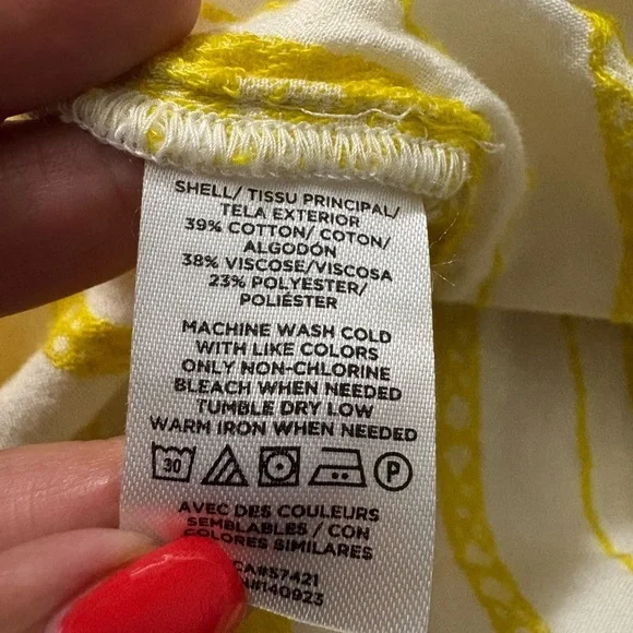 Loft Butter Yellow and Cream Long Sleeve Embellished Blouse. 3/4 Button Up. - Picture 13 of 13